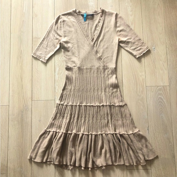 BCBG Maxazria Y2K Silk Blend Faux Wrap Lace Flare Dress in Beige Size XS - Picture 1 of 12